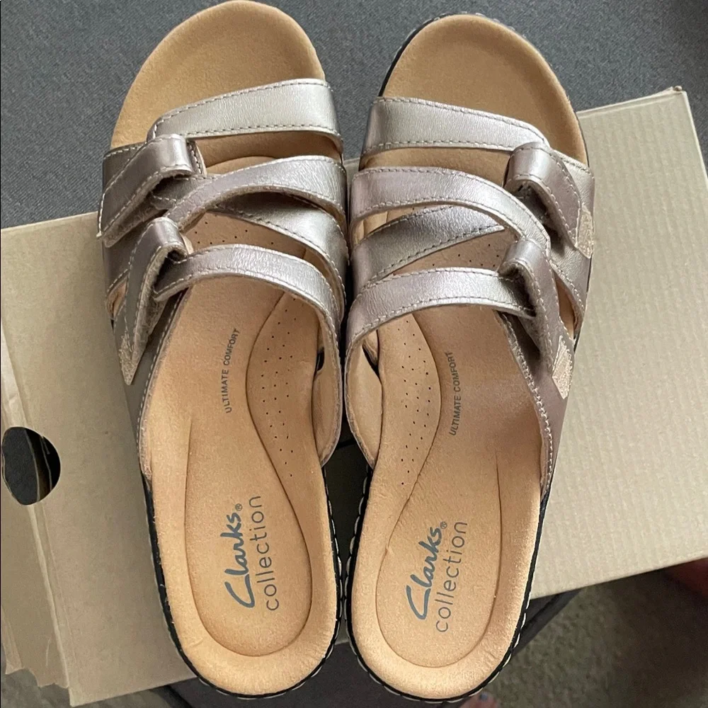 Clarks Women's Sandals - Shimmering Silver - Picture 3 of 3